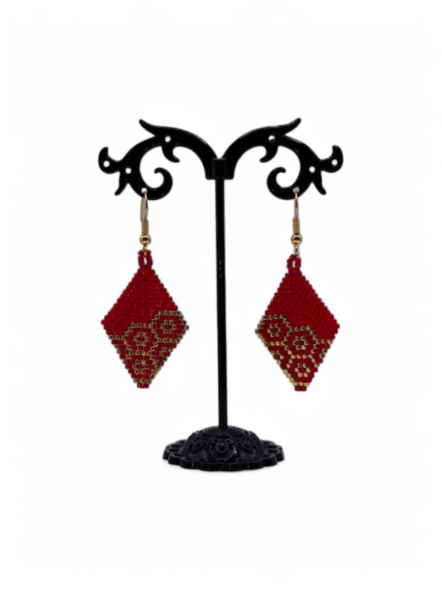 Cercei romb Cranberry Gold rosu si auriu