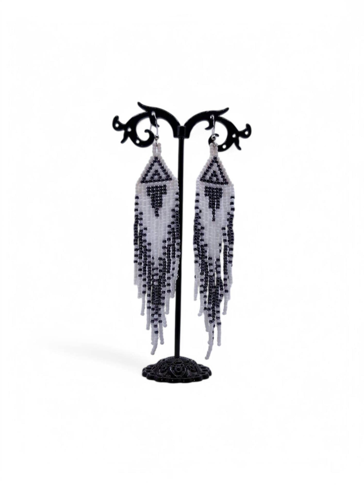 Cercei franjuri Frosted Amethyst alb si ametist