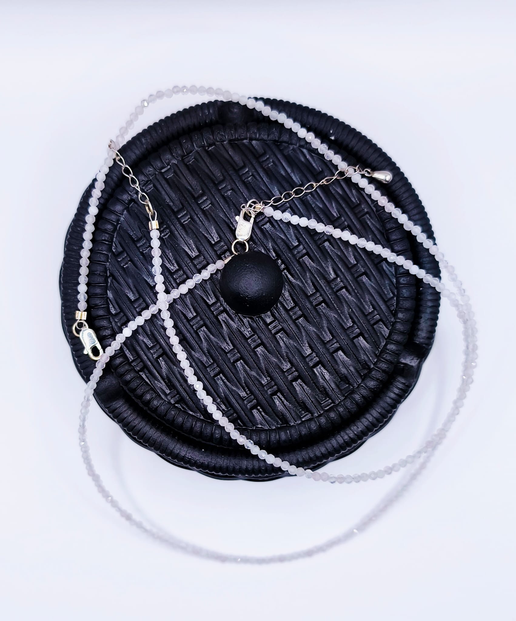 Choker Cuart roz de Madagascar