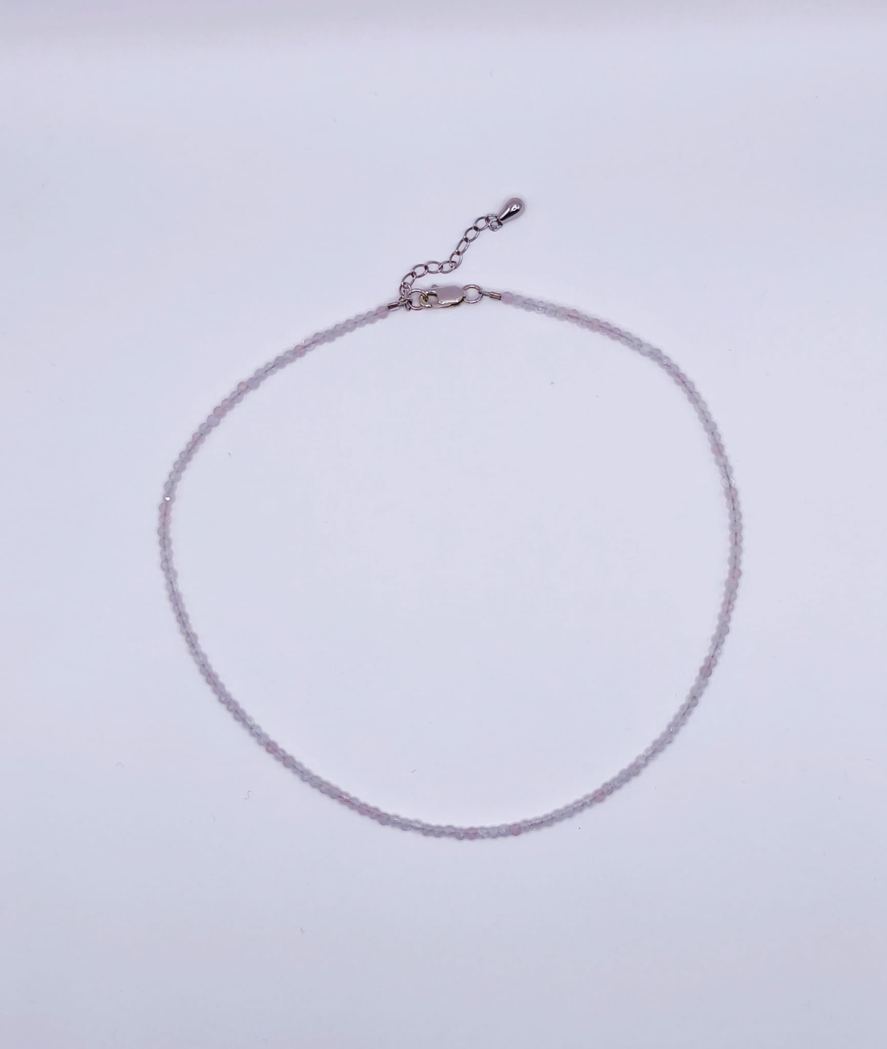 Choker Cuart roz de Madagascar