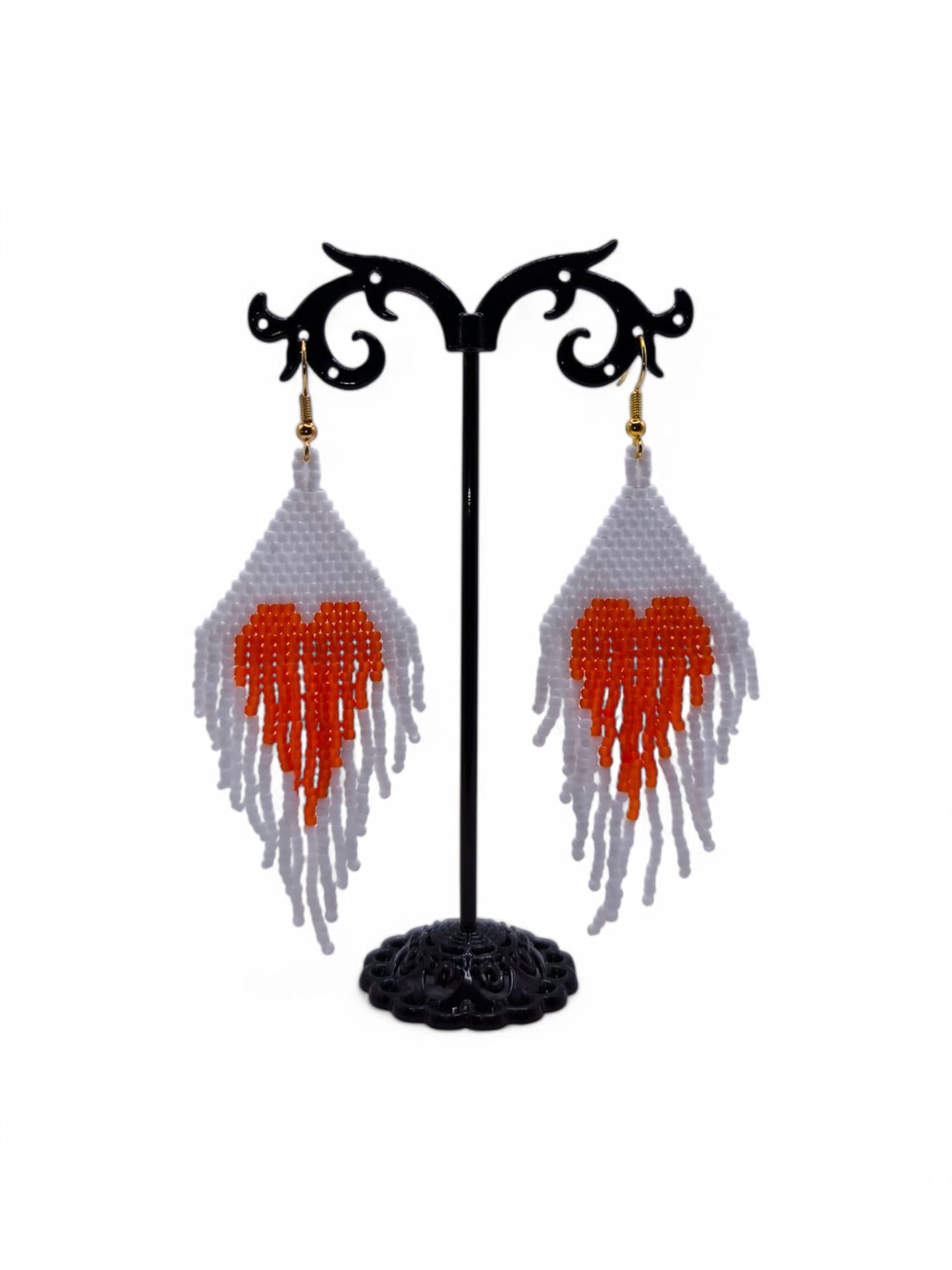 Cercei franjuri Red Heart alb si inima rosie