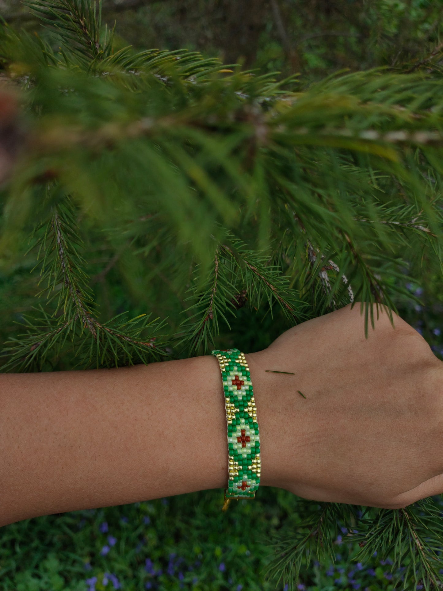 Bratara tesuta handmade Neon Shamrock verde si auriu