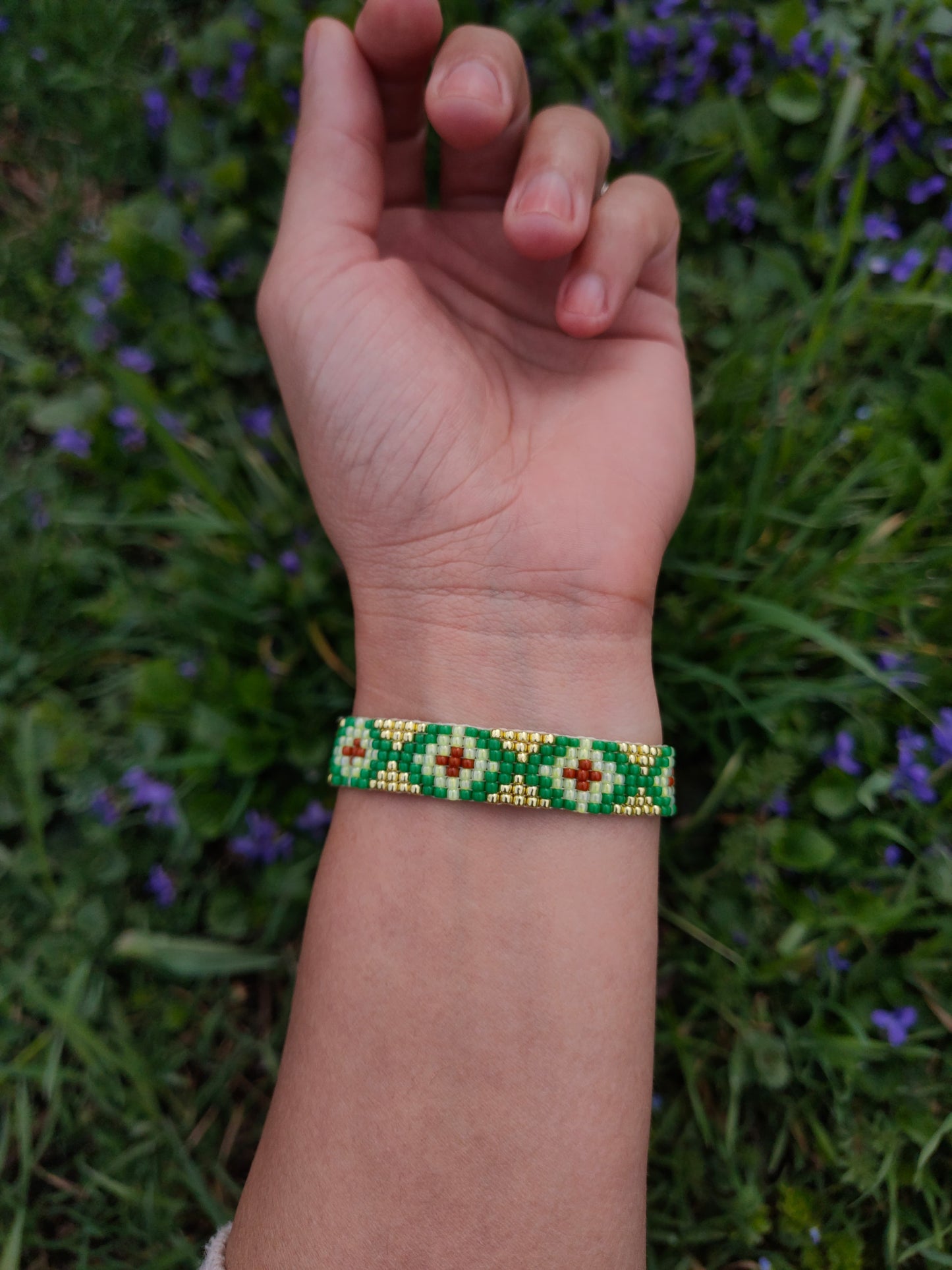 Bratara tesuta handmade Neon Shamrock verde si auriu