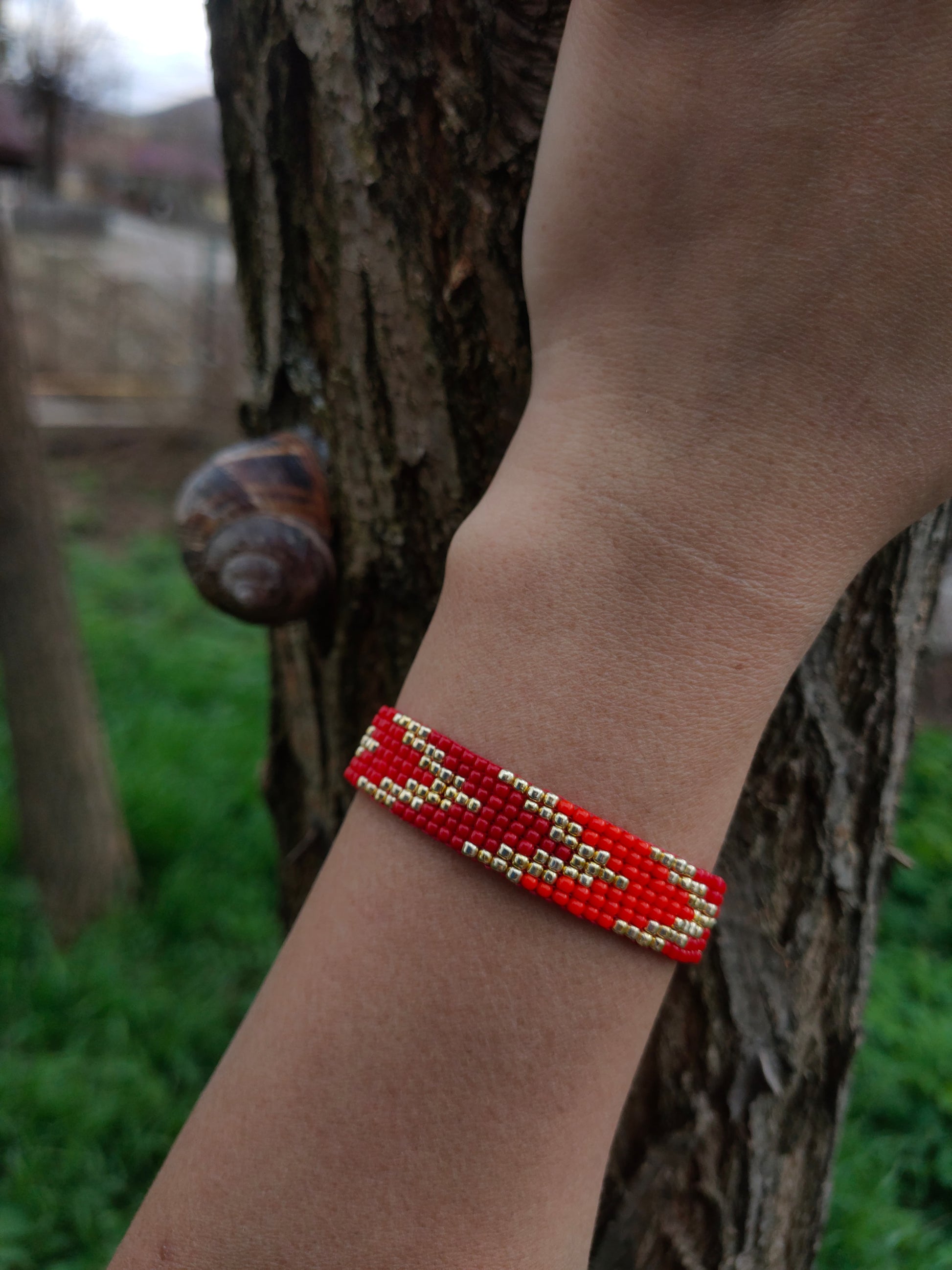 Bratara tesuta handmade Gradient Fire rosu si auriu