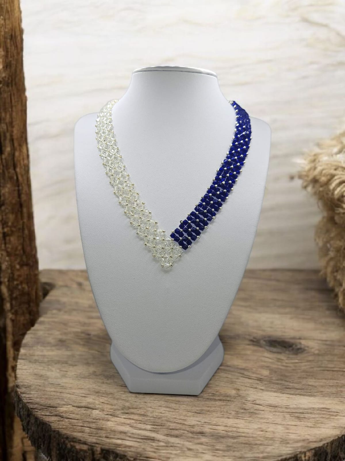 Colier handmade Midnight Glow albastru si argintiu