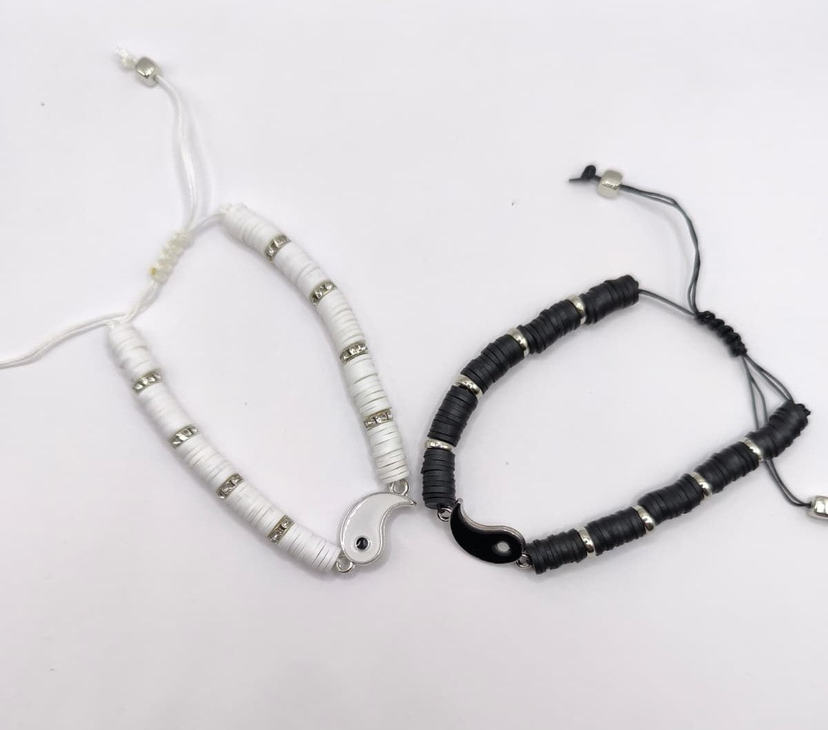 Set bratari reglabile Yin&Yang cupluri – alb si negru