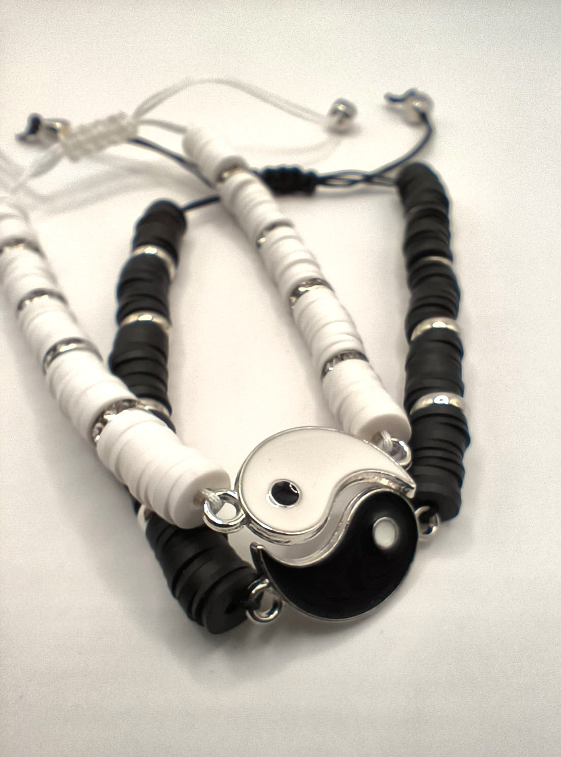 Set bratari reglabile Yin&Yang cupluri – alb si negru