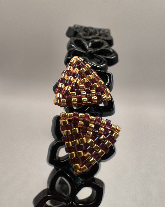 Cercei triunghi Miyuki visiniu si auriu