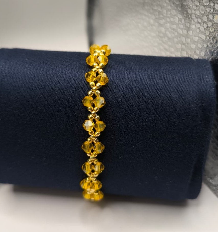 Set bijuterii Razele Soarelui – colier si bratara galben si auriu