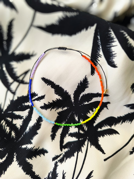 Bratara de picior reglabila cu Miyuki curcubeu si auriu – snur negru