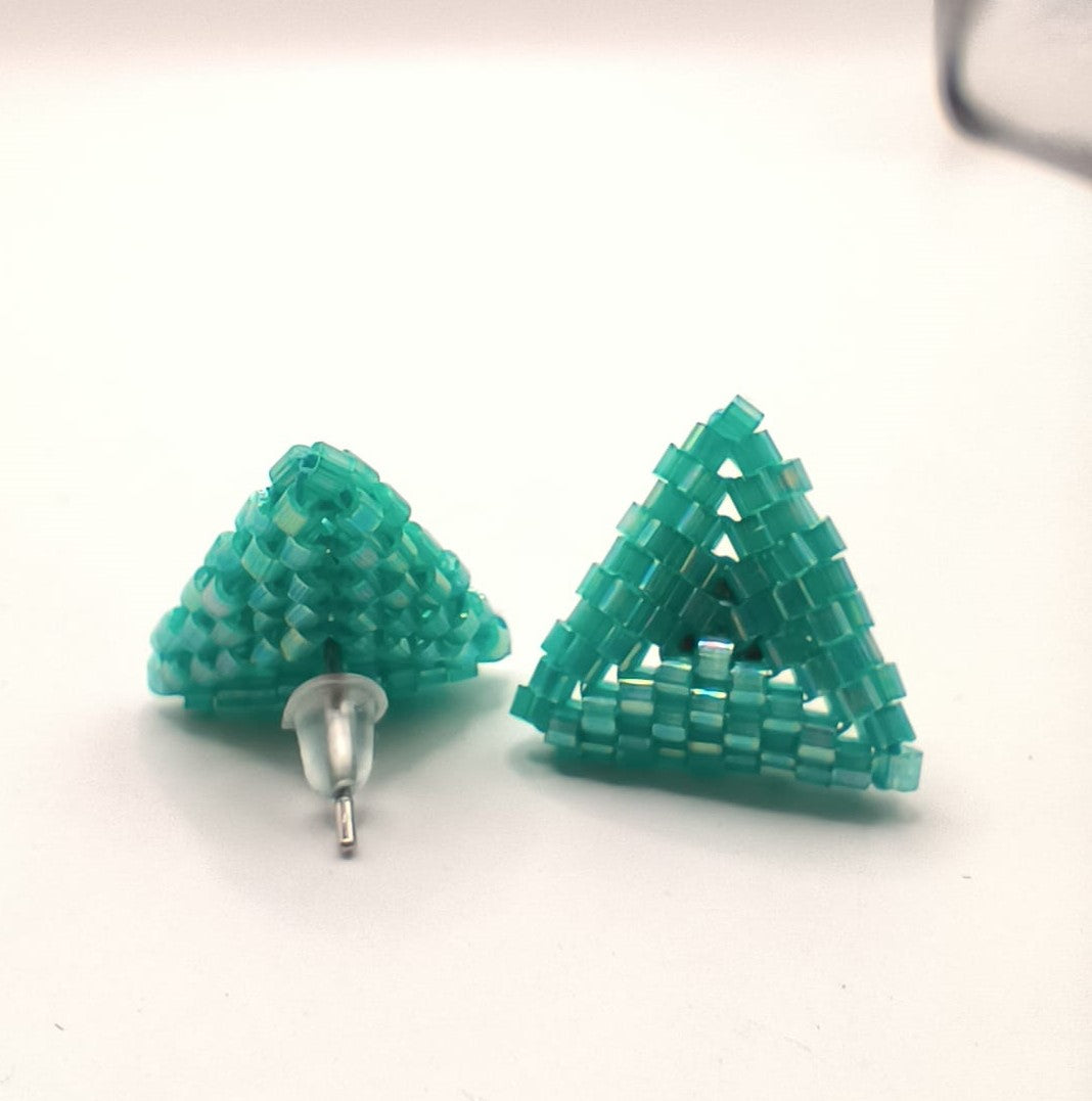 Cercei triunghi turcoaz – efect ochi de pisica