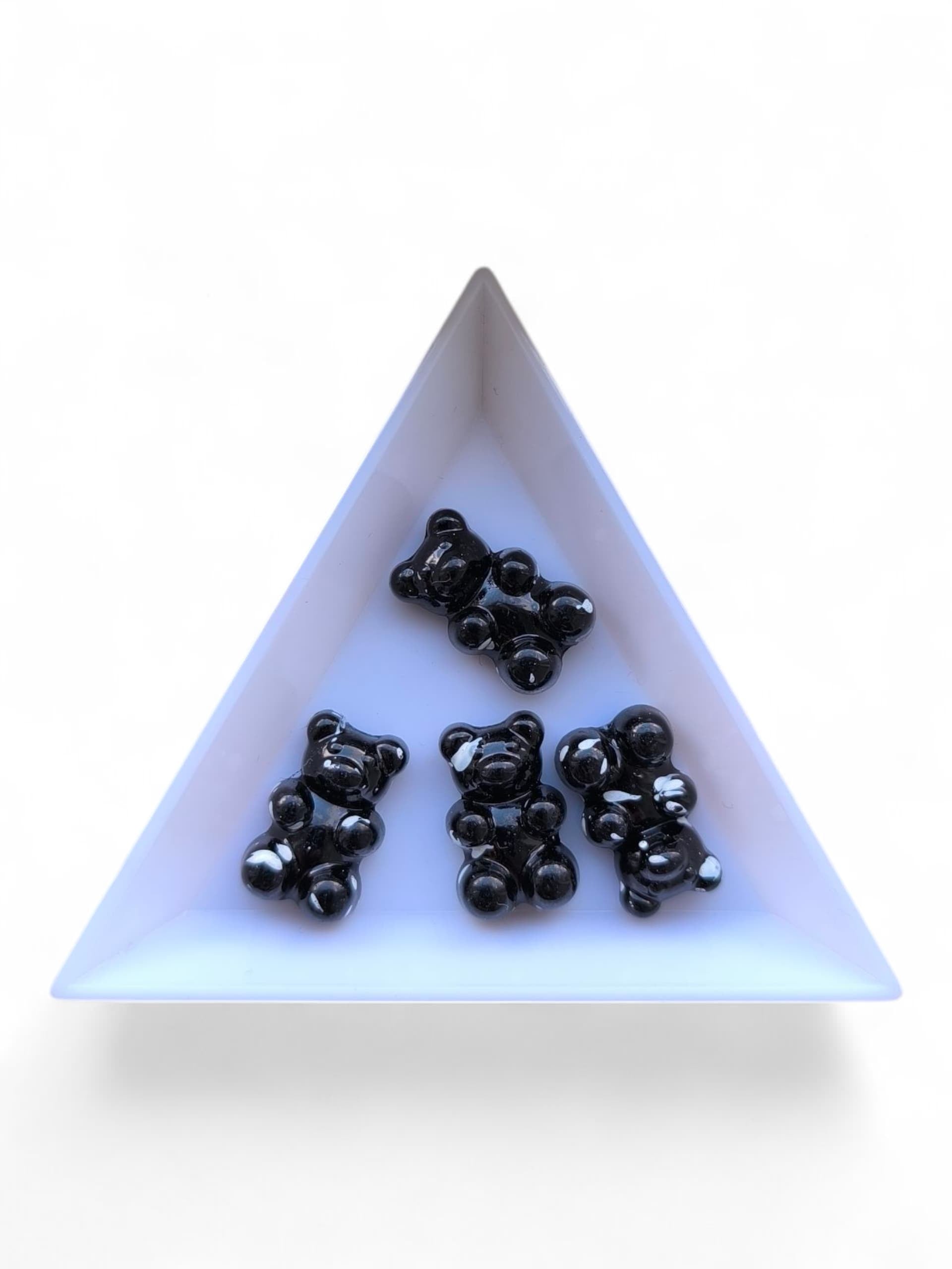 Margele acrilice urs negru si alb 18x11mm