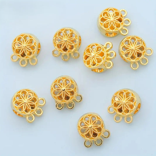 Margele metalice cu floare si 3 prelungiri 12.5x10mm auriu