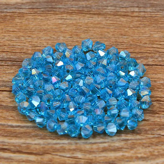 Margele sticla biconice 4mm albastru cer AB