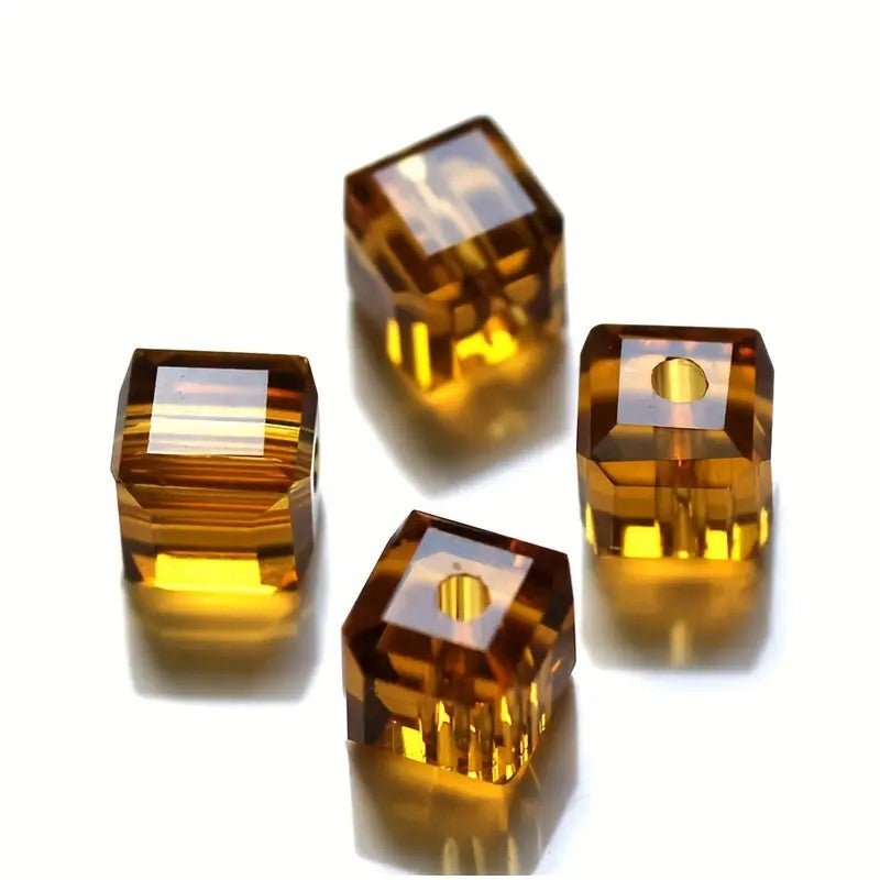 Margele sticla cub 4mm auriu