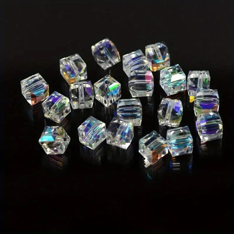 Margele sticla cub 4mm transparent efect AB