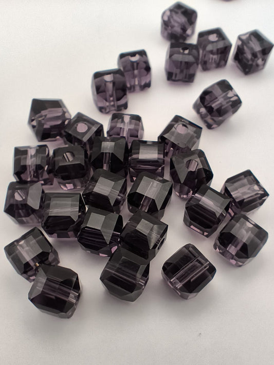 Margele sticla cub 6mm mov inchis