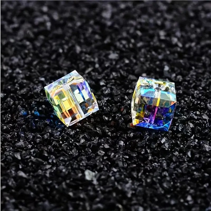 Margele sticla cub 6mm transparent efect AB