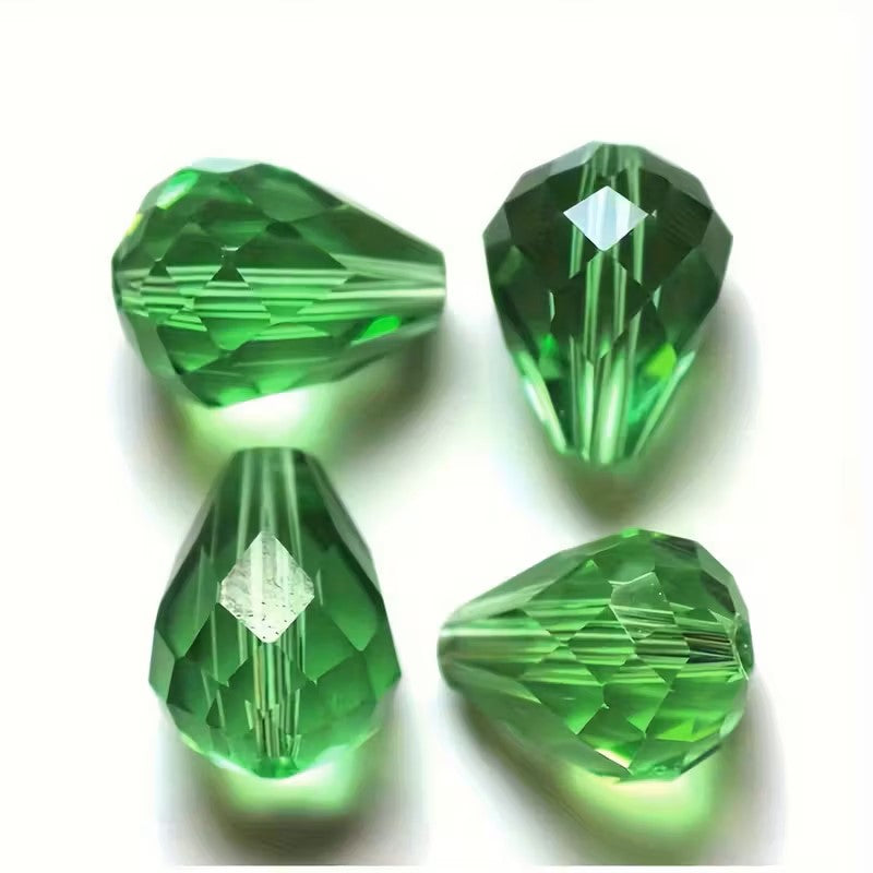 Margele sticla fatetate lacrima 5x7mm verde