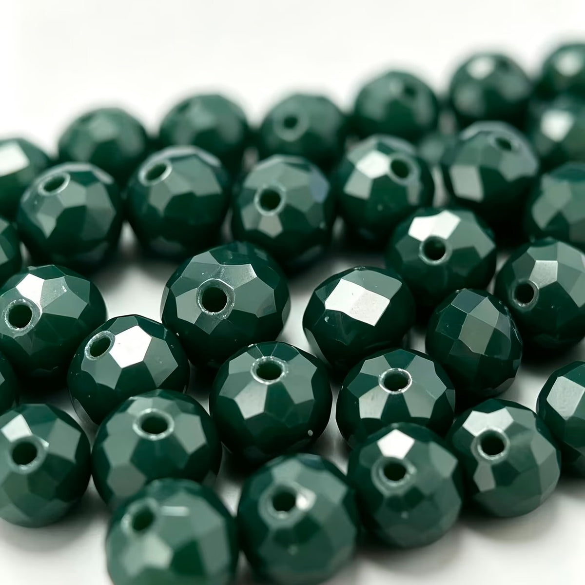 Margele sticla fatetate rondele 4mm verde inchis mat