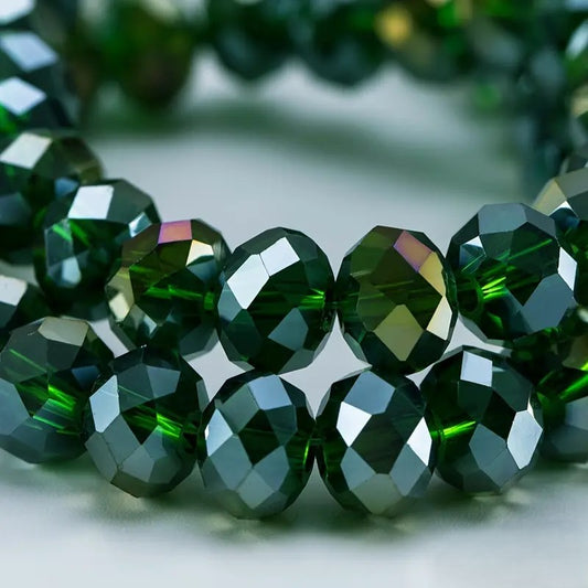 Margele sticla fatetate rondele 8mm verde inchis AB