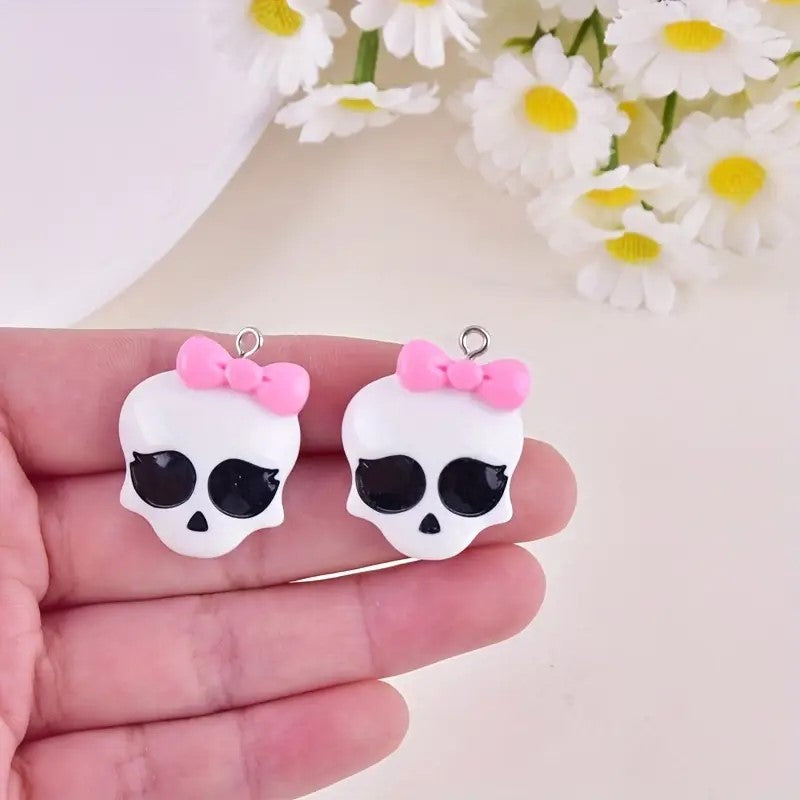 Pandantiv din rasina cu craniu 28x22mm