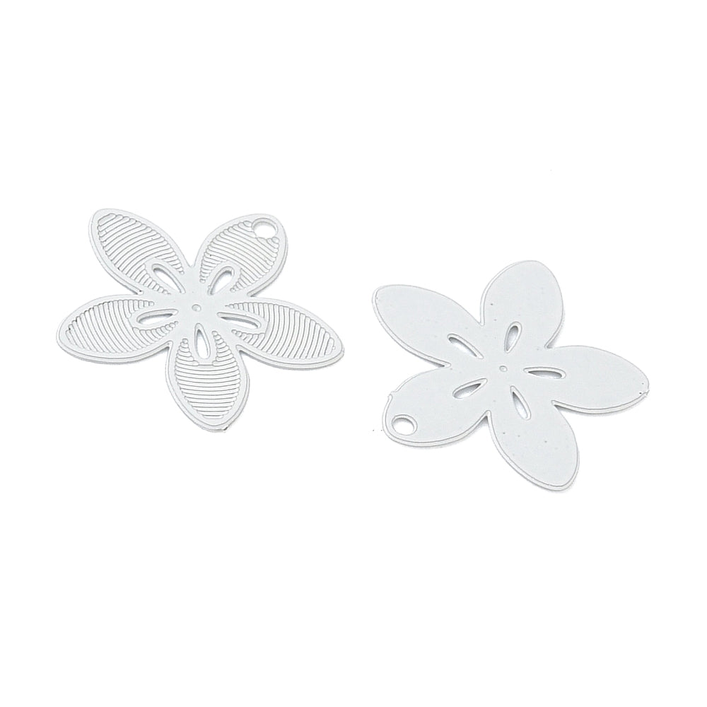 Pandantiv floare otel inoxidabil 13x14mm argintiu