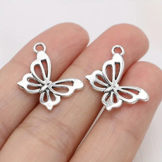 Pandantiv fluture 20x23mm argintiu