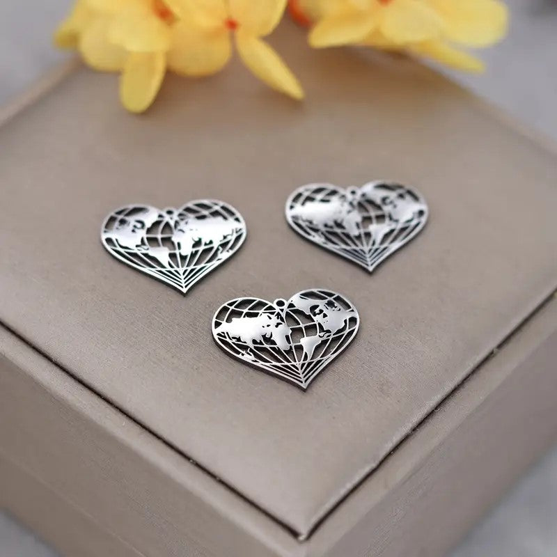 Pandantiv harta inima otel inoxidabil 21x18mm argintiu