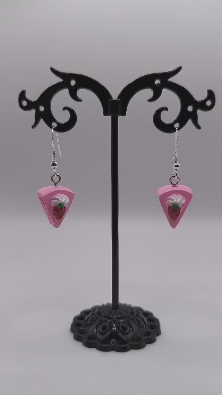 Cercei Little Cake prajitura roz