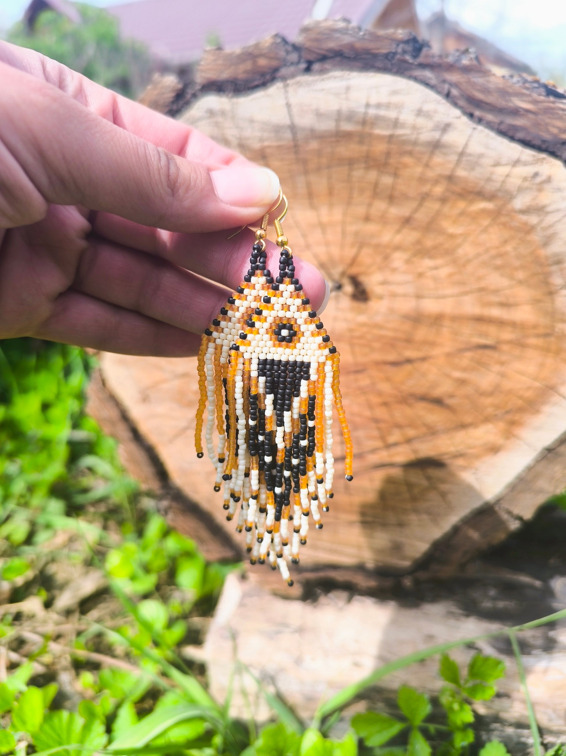 Cercei franjuri Latte Macchiato maro si negru