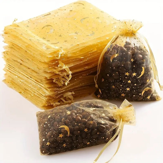 Saculet organza auriu cu stele si luna aurii 7x9mm