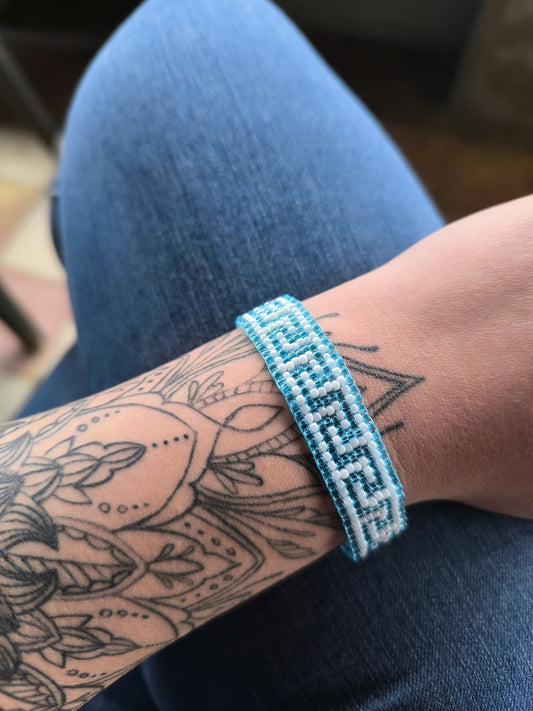 Bratara tesuta handmade Lusted Aquamarine albastru si alb