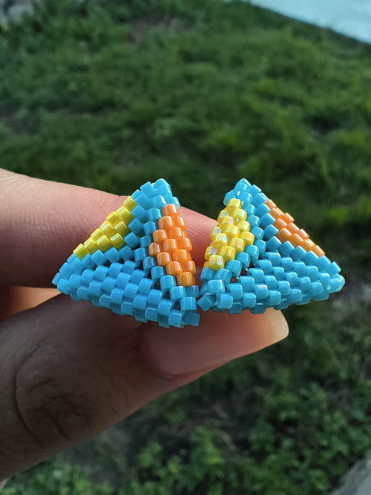 Cercei triunghi Yellow Squash albastru galben si portocaliu