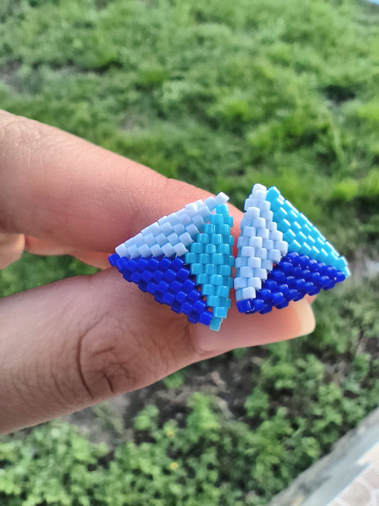 Cercei triunghi Gradient Blue alb si albastru