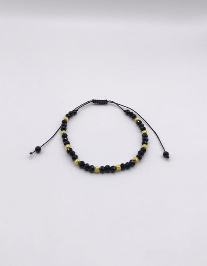 Bratara reglabila Black & Gold –margele negre cu margele din argint placate cu aur pe snur negru 