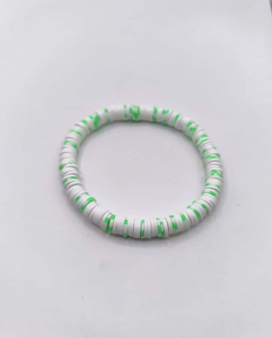 Bratara elastica Heishi verde si alb