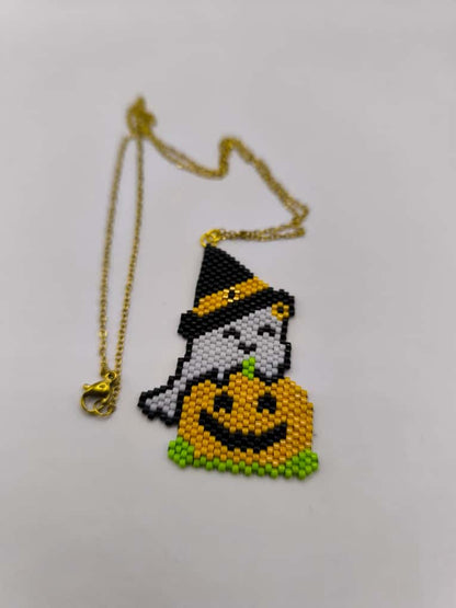 Colier cu pandantiv fantoma cu palarie si dovleac