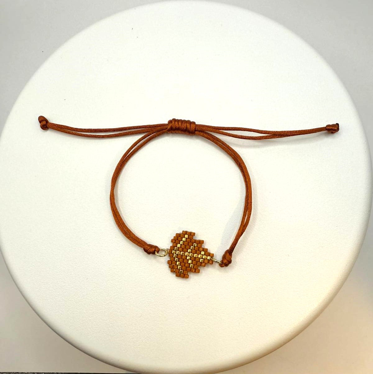 Bratara reglabila frunza Miyuki maro si auriu - snur maro