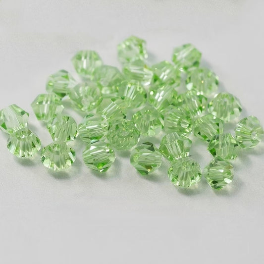 Margele sticla biconice 4mm verde deschis