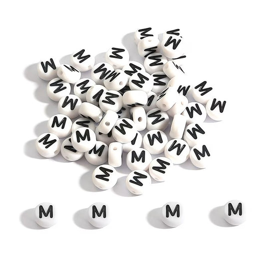 Margele acrilice alb si negru litera M 7mm