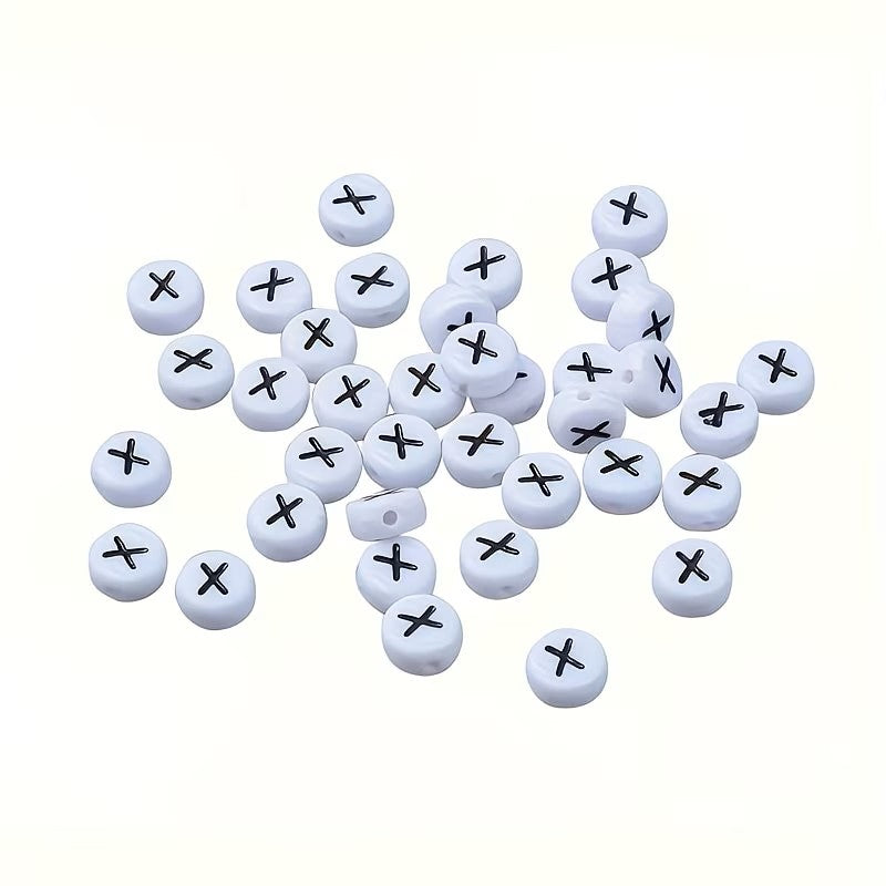 Margele acrilice alb si negru litera X 7mm