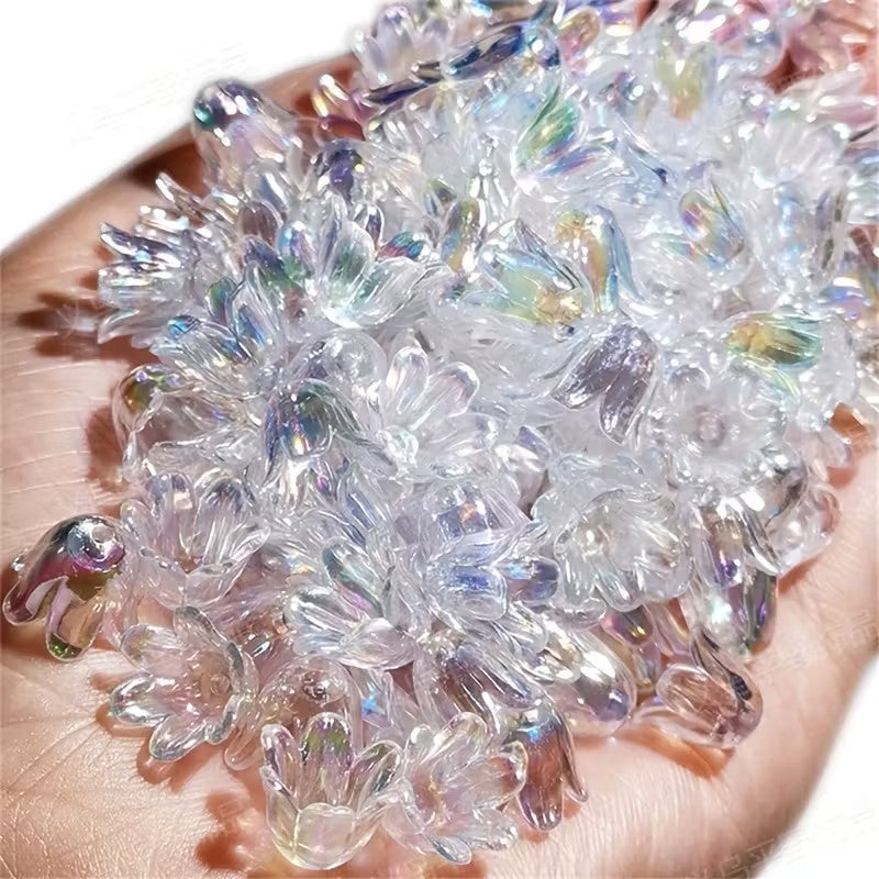 Margele acrilice floare 10x12mm alb efect AB