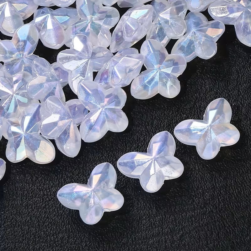 Margele acrilice fluture 18x14mm alb