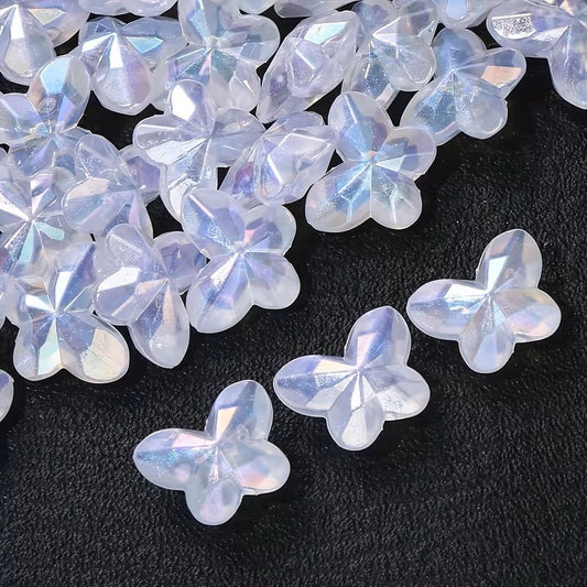 Margele acrilice fluture 18x14mm alb