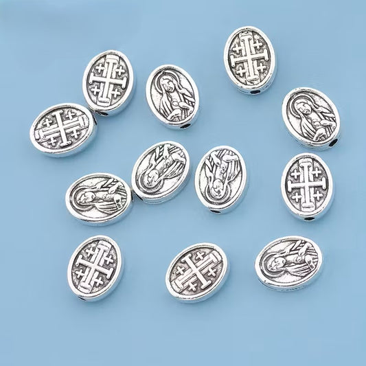 Margele metalice ovale Fecioara Maria si cruce 10x8mm argintiu