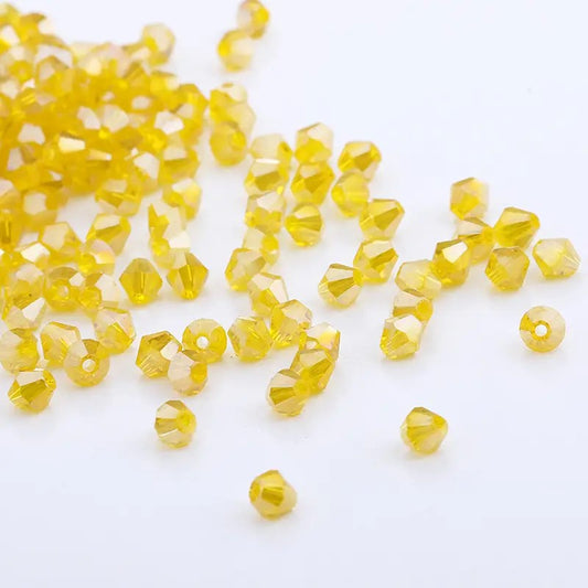 Margele sticla biconice 4mm galben efect AB