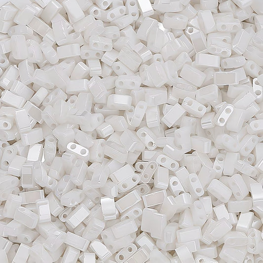 Margele sticla cu doua orificii 5x2.5mm alb