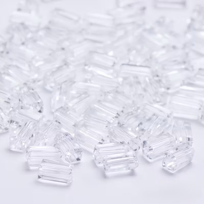 Margele sticla tub fatetate 2x4mm transparent