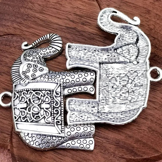 Pandantiv elefant 38x48mm argintiu